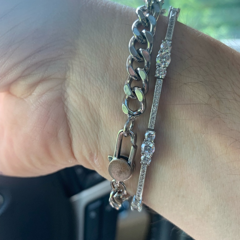 Gucci Skull Bracelet New